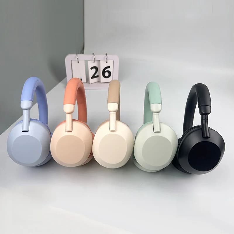 Bezdrátová Bluetooth sluchátka přes uši s hlubokými basy a mikrofonem