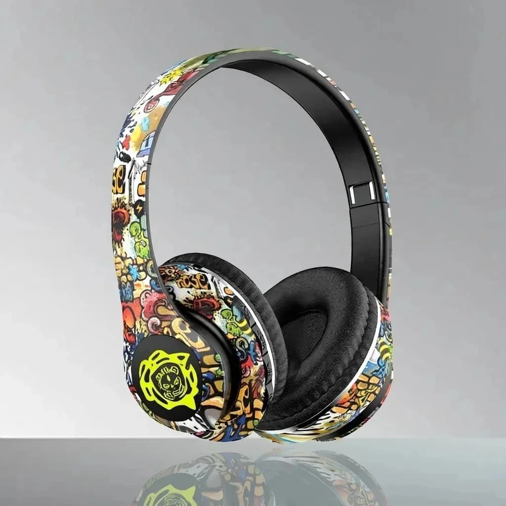 Bezdrátová Bluetooth sluchátka přes uši s graffiti designem, skládací