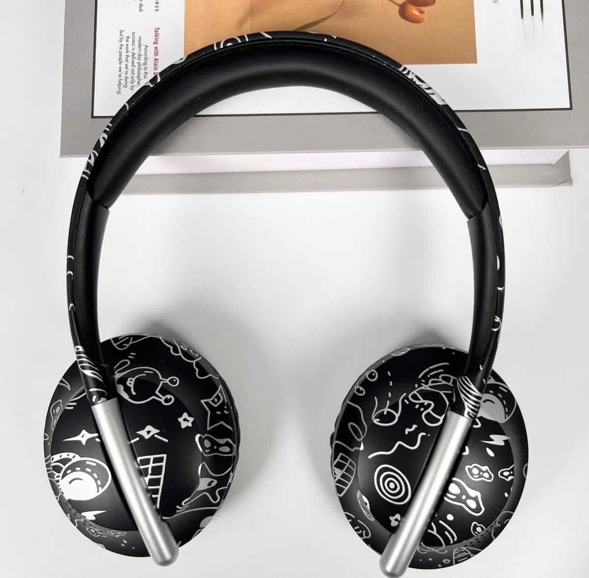 Náušní Bluetooth sluchátka se slotem na TF kartu a bezdrátovým připojením